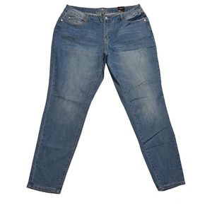 Ashley Stewart Flawless Skinny jeans. Women’s size 20